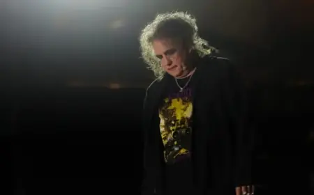 The Cure Celebrates First-Ever Grammy Wins for ‘Lost’