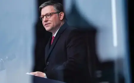 Johnson Blames Democrats’ ICE Demands for Delay in House Vote on Shutdown