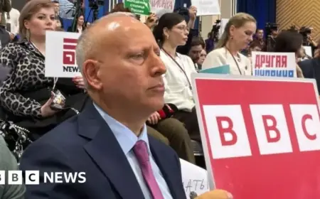 BBC’s Rosenberg Reflects on Reporting from Moscow’s Chaos