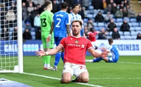 Wrexham Eyes Opportunity Over Panic in Transfer Window: Play-off Prospects