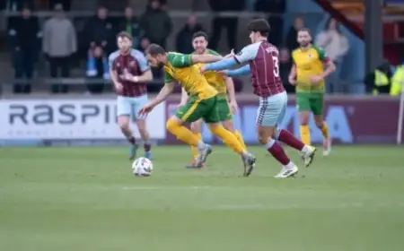 Scunthorpe United Faces FA Trophy 5th Round Challenge