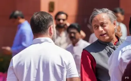 Shashi Tharoor’s Support Highlights Growing Bond with Rahul Gandhi