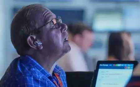 Stocks, Gold, Silver Stabilize After Overnight Volatility