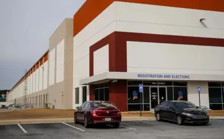 Trump Engages with FBI Agents from Atlanta Election Office Raid, NYT Reports