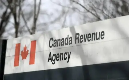 Canadians Hold $2 Billion in Unclaimed Federal Checks, Documents Reveal