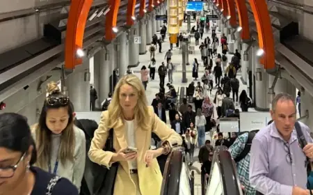 Metro Tunnel Proves Efficient on First Monday Morning Rush Hour