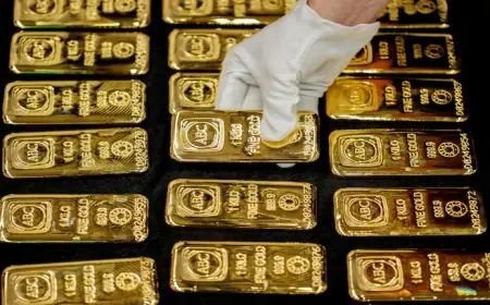 Gold price today rebounds near $4,777 after brutal selloff, volatility stays high