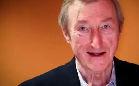 Julian Barnes Explores Grand Ideas and Personal Flaws in Latest Book