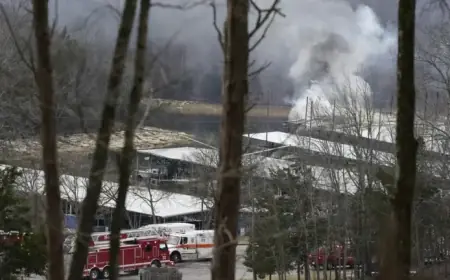 Fire Engulfs Boats at Elm Hill Marina, Crews Respond in Nashville