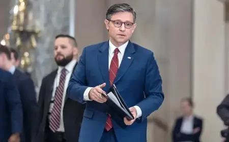 Democrat Christian Menefee’s Swearing-In Narrows GOP House Majority to One Vote