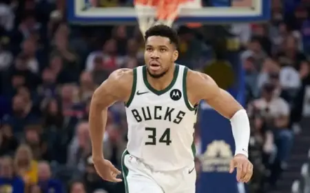 Rival Teams Doubt Bucks Will Trade Giannis Soon