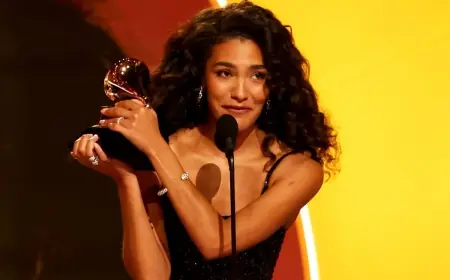 Olivia Dean: Best New Artist win, Grammys performance, and the “Man I Need” breakout