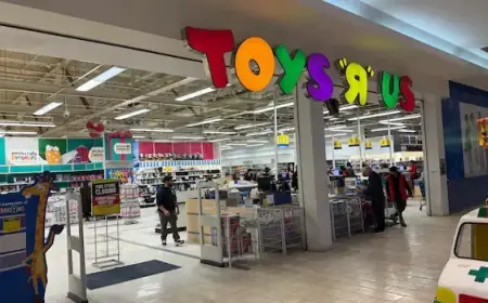 Toys ‘R’ Us Canada Seeks Creditor Protection