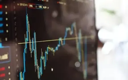 HOOD’s Transformation: From Retail Investor Hub to Financial Giant Post-Valuation Drop