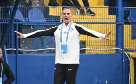 Daniel Pancu Kneels Before Players in Locker Room: “Here’s Why”