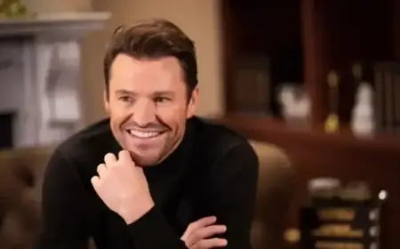 Mark Wright Delights Fans with Sensual Valentine’s Audio Narration Series