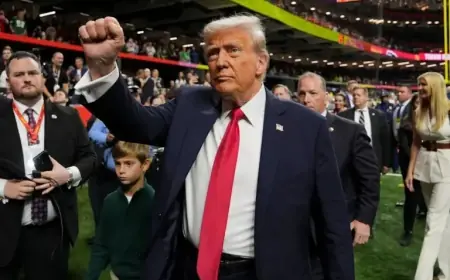 Trump Advised: Expect Boos at Super Bowl Appearance, Aides Warn