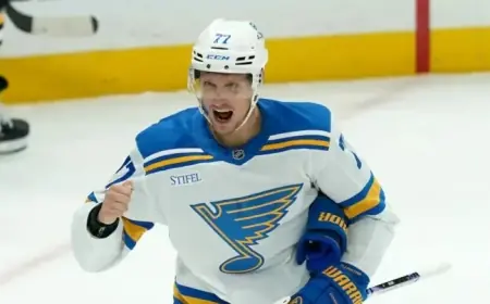 Blues Trade Forward Bjugstad to Devils Before Roster Freeze