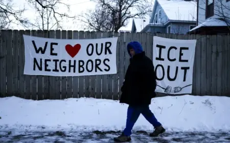 Minnesota Teachers File Lawsuit to Ban ICE from School Grounds
