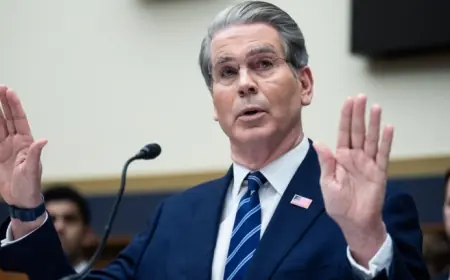 Waters and Treasury’s Bessent Clash Over Trump’s Economic Agenda