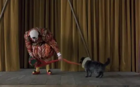 Time is Ticking: Watch This Controversial ‘90s Oscar Winner on Netflix Now