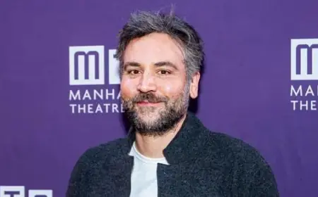 Josh Radnor and Jordana Jacobs Welcome First Child