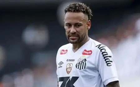 Neymar Sidelined as Santos Battles São Paulo in Classic Rivalry
