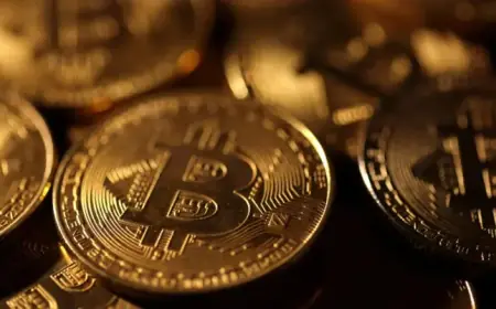 Bitcoin Drops as Critical $70,000 Level Approaches