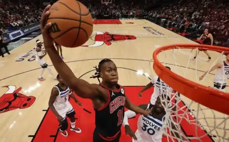 Ayo Dosunmu Traded to Timberwolves; Bulls Acquire Rob Dillingham: Sources