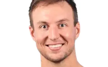 Luke Kennard Scores 12 Points in Tuesday’s Game