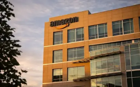 AMZN Dips Ahead of Earnings Amid AWS Power Delay Concerns