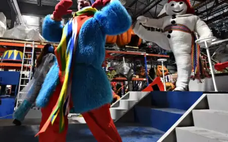 300 Artists Shine in 8 Night Parades at Quebec’s 72nd Carnival