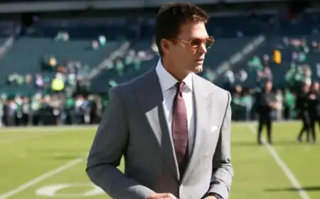 Patriots Legends Criticize Tom Brady Over Super Bowl Prediction