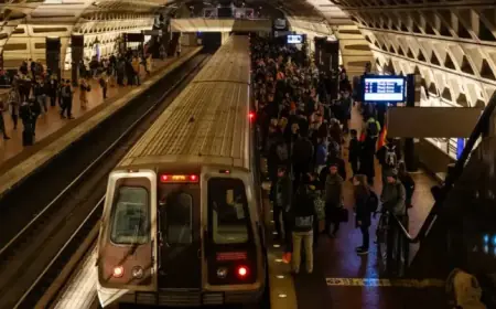 Trump Removes Job Protections for Thousands of Federal Workers