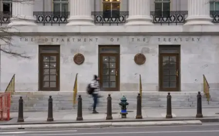 US Treasury Yield Curve Poised for Steepest Rise in Four Years