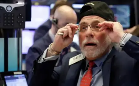 Wall Street Rebounds: Tech Stocks Rally, Bitcoin Stabilizes