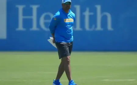 Ravens to Hire Chargers’ Passing Game Coordinator Marcus Brady