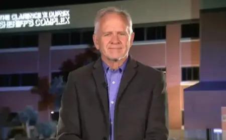 Elizabeth Smart’s Father Reflects on Abduction, Calls Nancy Guthrie Case “Surreal”