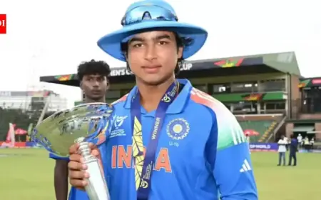 Vaibhav Sooryavanshi’s Emotional Trophy Moment Goes Viral: “Papa, Pranaam”