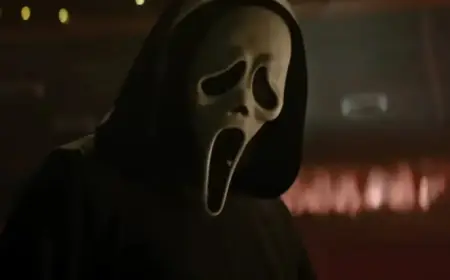 Studios Battle for Rights to Ghostface as ‘Scream 7’ Debuts