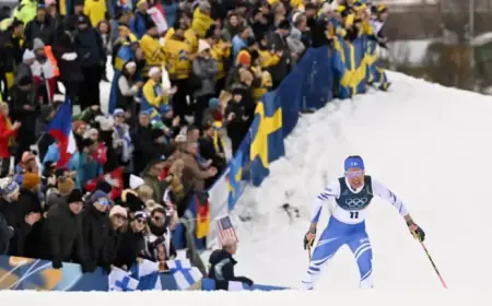 Live: Olympic Skiathlon Kicks Off with Enthusiastic Skiers