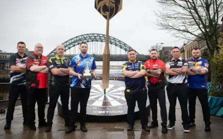Luke Littler Faces Challenges in Premier League Darts 2026 Title Pursuit