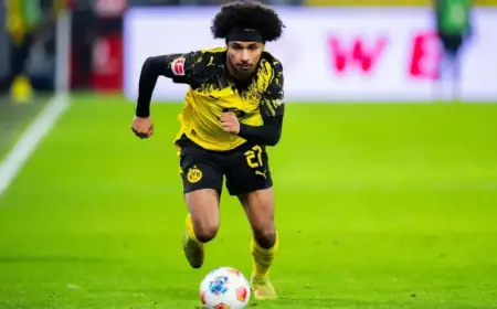 Adeyemi Out; Kovac Sends Yan Couto Home