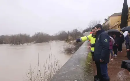 Juanma Moreno Urges Vigilance: “We Cannot Lower Our Guard”