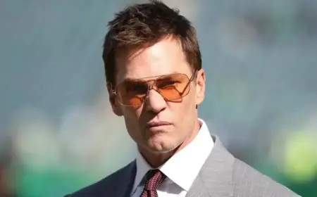 Tom Brady Urges Robert Kraft to Secure Seventh Ring for a Match