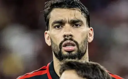 Lucas Paquetá Becomes Hot Topic During Flamengo Game: ‘Forever’