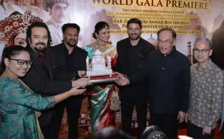 Anwar Attends Screening of ‘Taj Mahal: An Eternal Love Story’