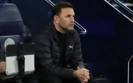Okan Buruk Announces Player Change Before Match Starts