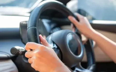 Does Steering Wheel Grip Affect Driving Safety? Here’s What You Need to Know