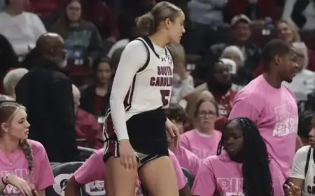 Dawn Staley Addresses Tessa Johnson’s Injury Departure in Latest Game
